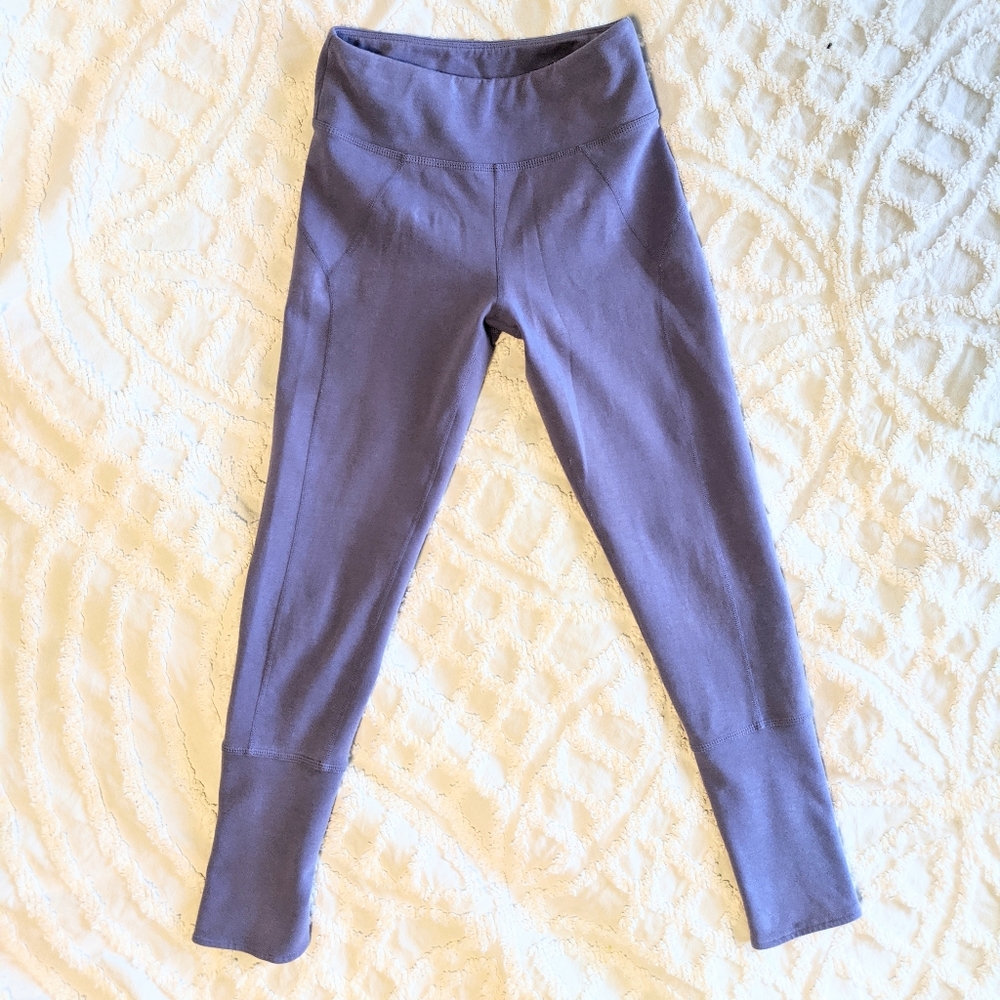 FREE PEOPLE MOVEMENT LAVENDER LEGGINGS